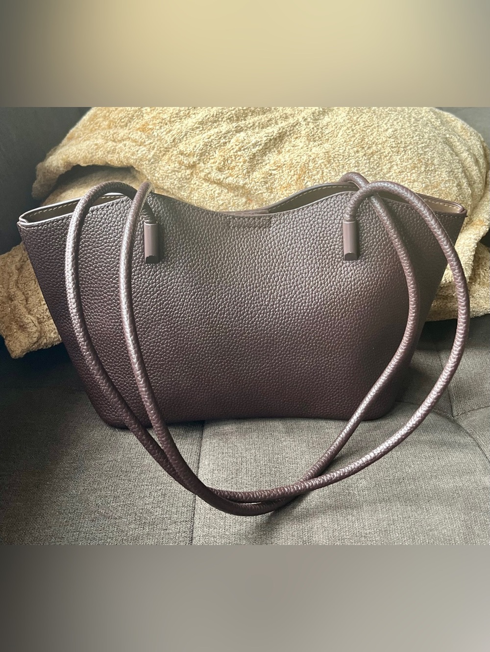 Women’s Pebbled faux Leather Shoulder Tote in Dark Brown